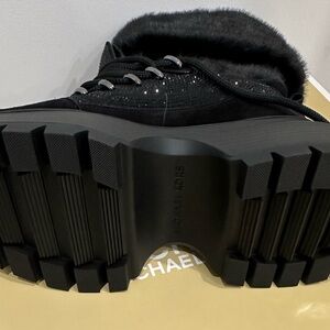 Michael Kors Black Winter Boots with Fur Trim